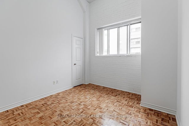 116 - 1401 Dupont Street