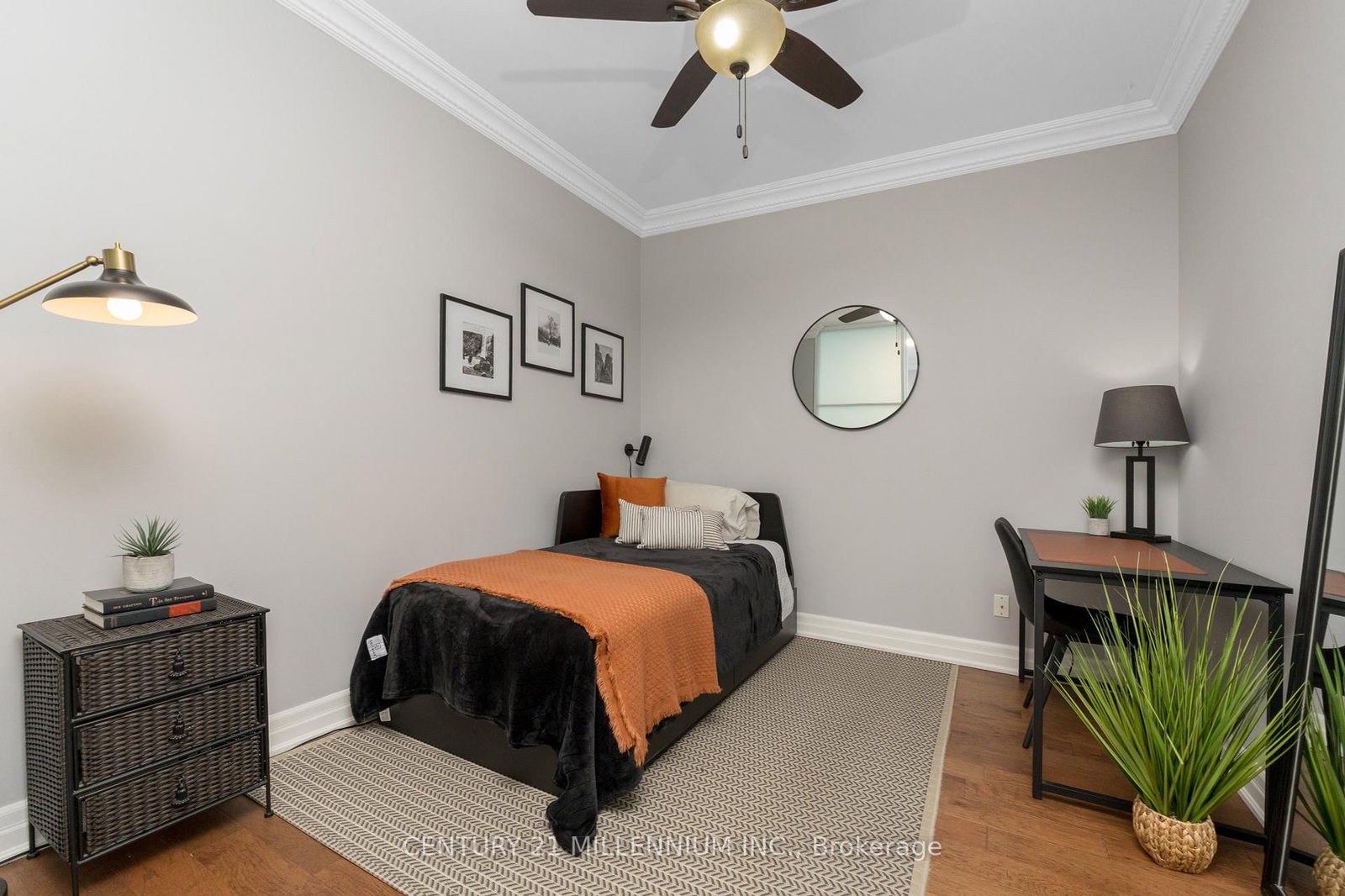 Listing Image 21