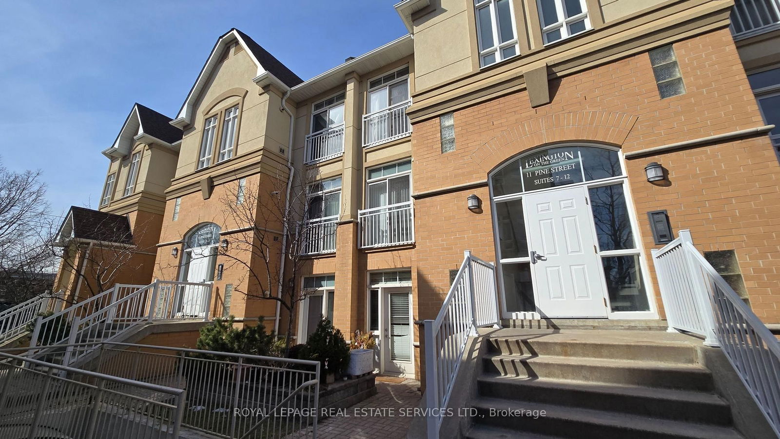 Townhouse leased at 9-11 Pine Street, Toronto, Weston, M9N 0A6 - MLS: W12018070