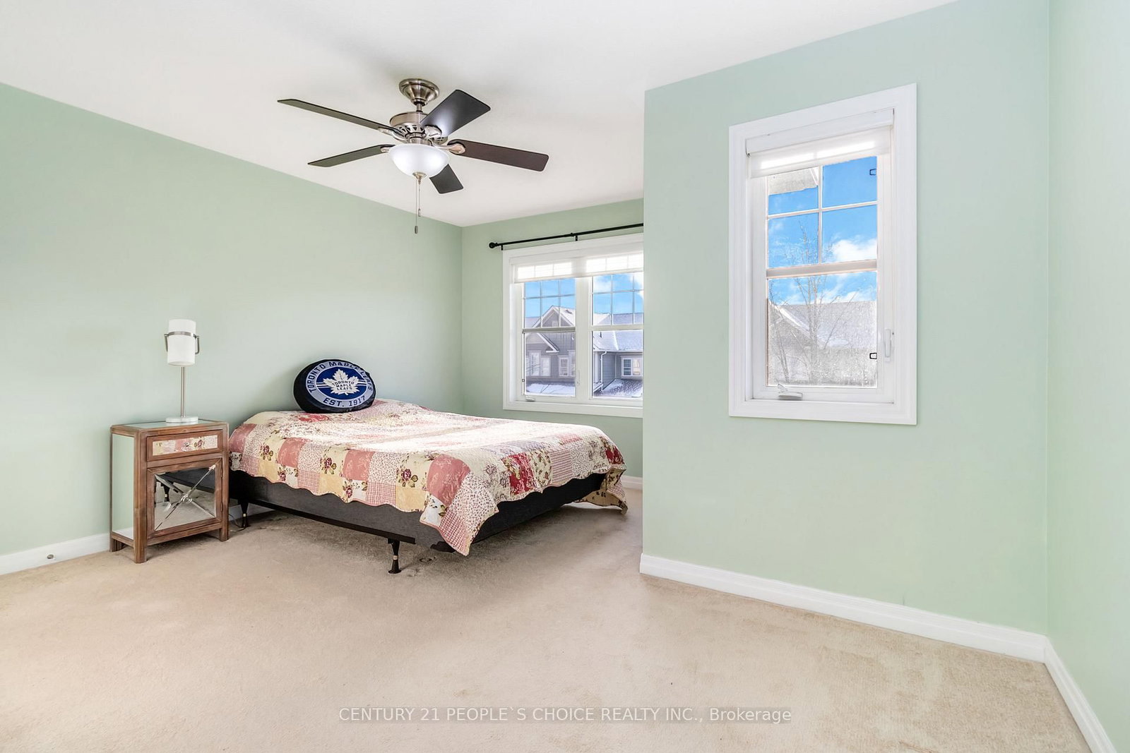 Listing Image 21