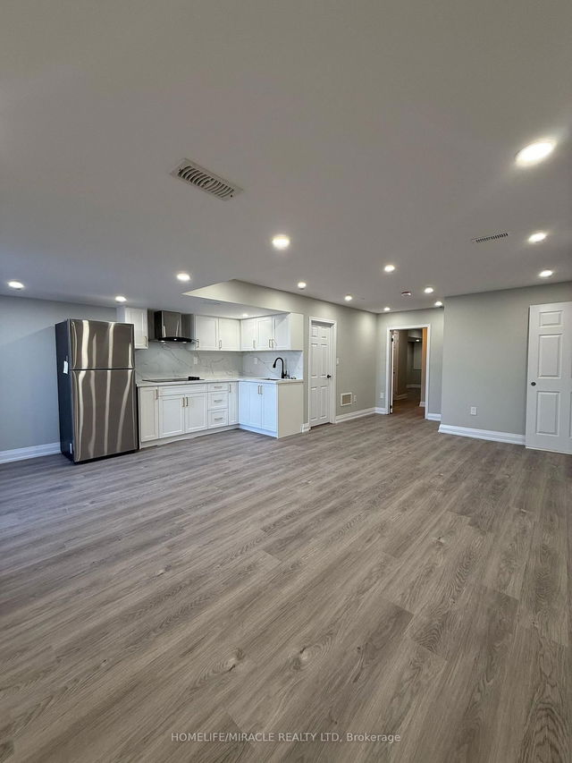 114 Golden Springs Drive