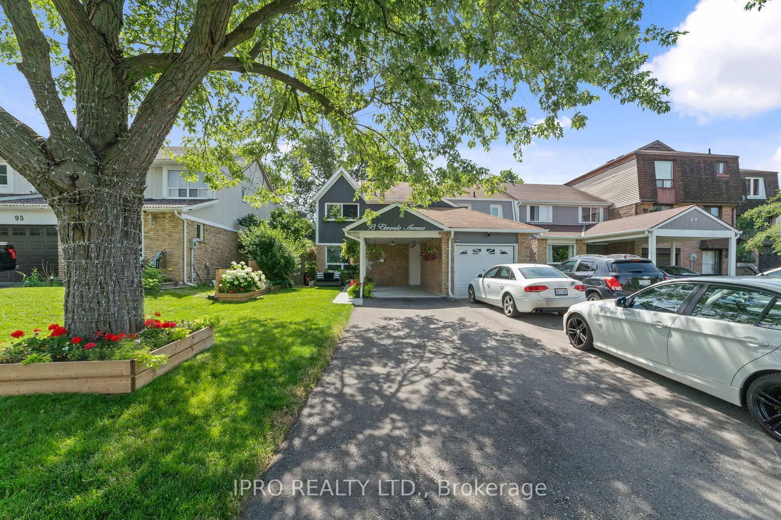 Townhouse for sale at 93 Elmvale Avenue, Brampton, Heart Lake West, L6Z 1A6 - MLS: W12018476