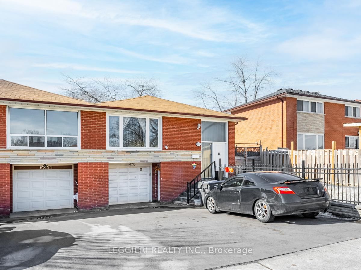 Semi-Detached House for sale at 6849 Darcel Avenue, Mississauga, Malton, L4T 2W6 - MLS: W12018612