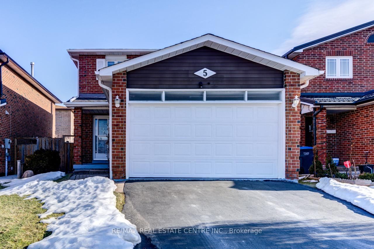 Detached House for sale at 5 ADAM Street, Brampton, Heart Lake West, L6Z 2S4 - MLS: W12018739