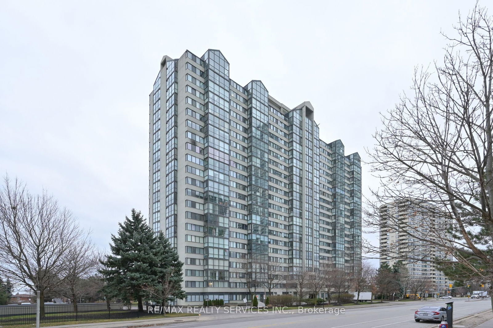 Condo for sale at 308-350 Webb Drive, Mississauga, City Centre, L5B 3W4 - MLS: W12019185