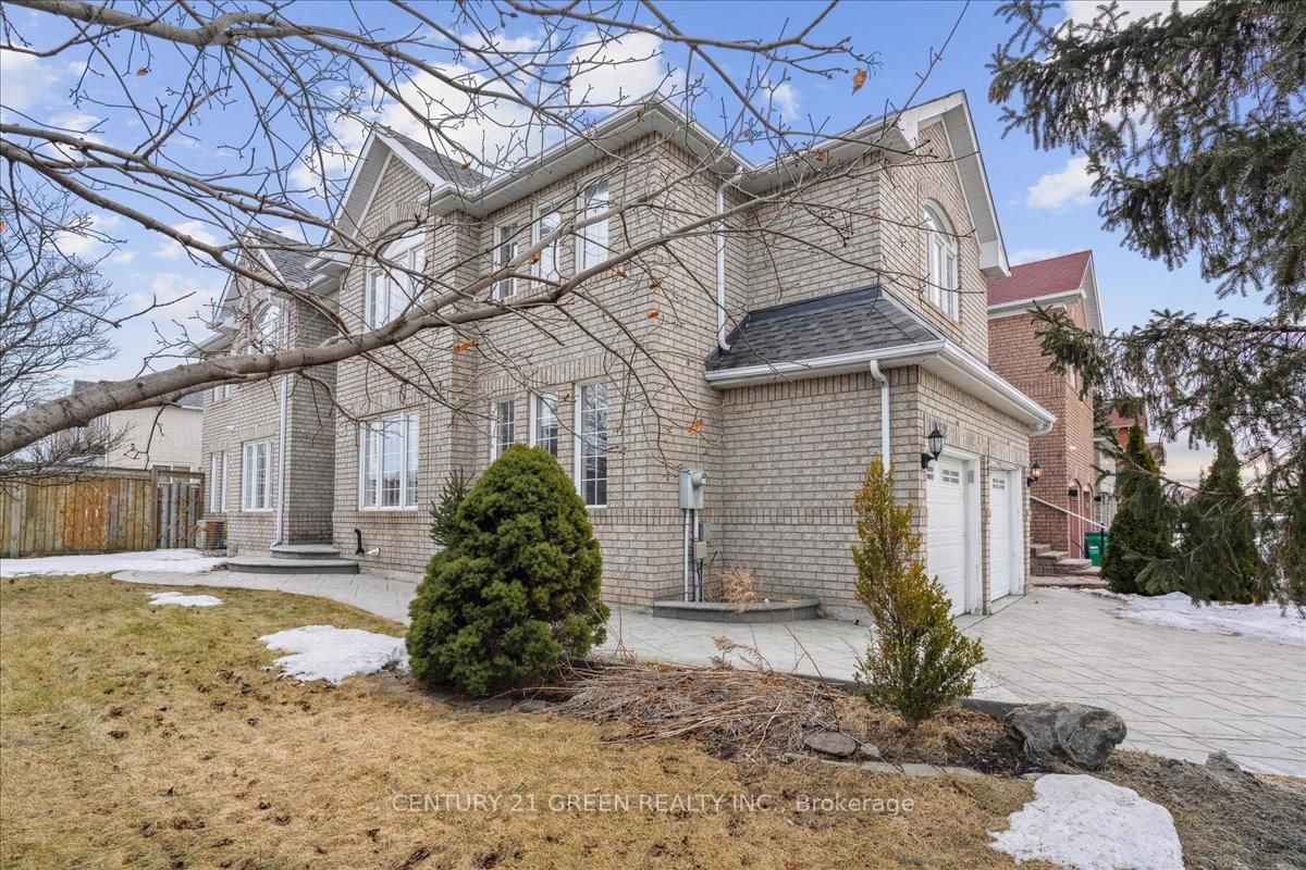 Detached House for sale at 1032 Blueheron Boulevard, Mississauga, East Credit, L5V 2J8 - MLS: W12019209