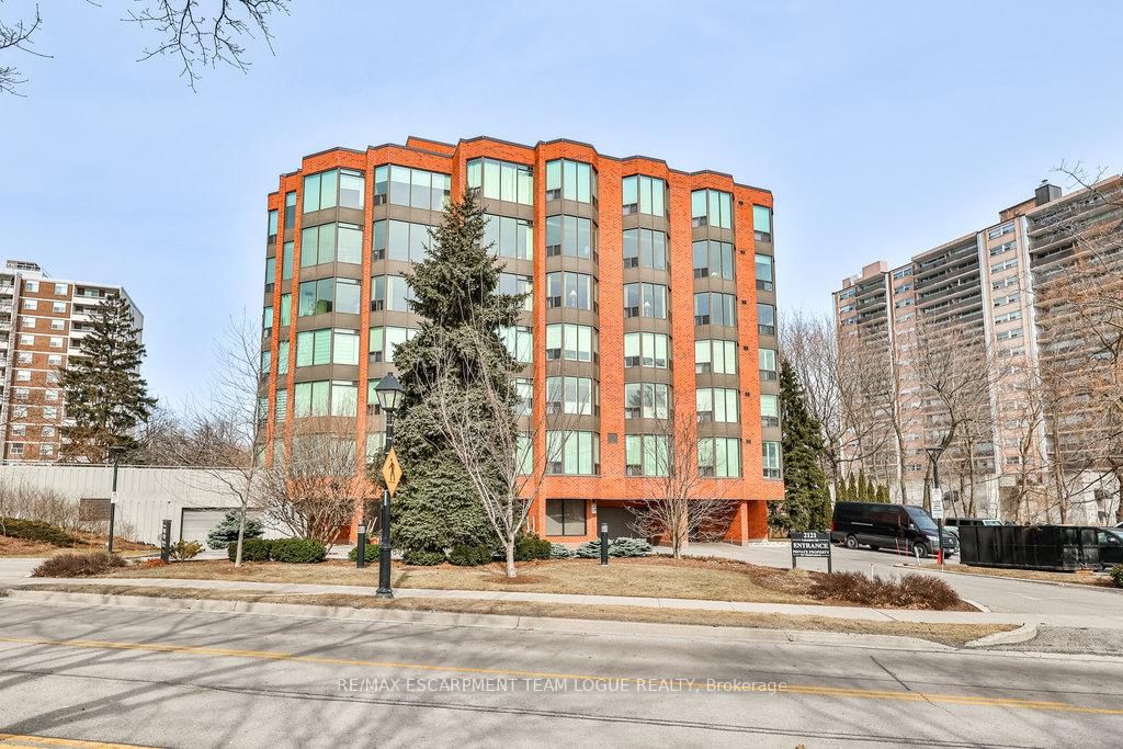 Condo for sale at 502-2121 Lakeshore Road, Burlington, Brant, L7R 1C9 - MLS: W12019270