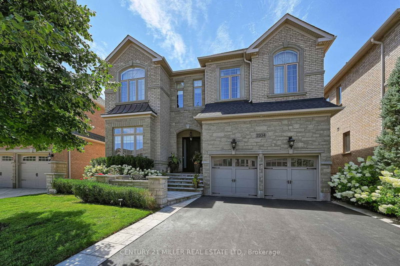 home for lease on 2334 Rideau Drive