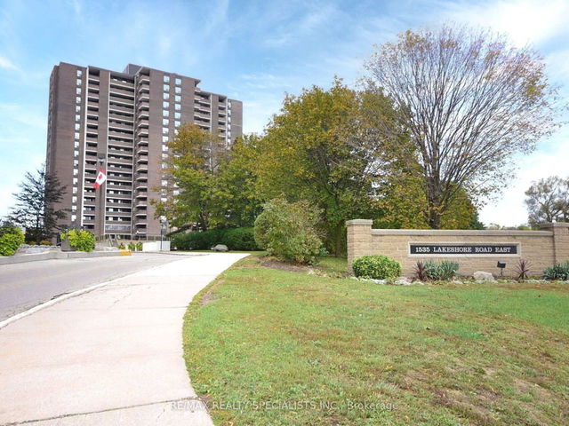 1806 - 1535 Lakeshore Road