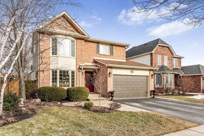 Detached House for sale at 2079 Hunters Wood Drive, Burlington, Headon, L7M 2T1 - MLS: W12019361