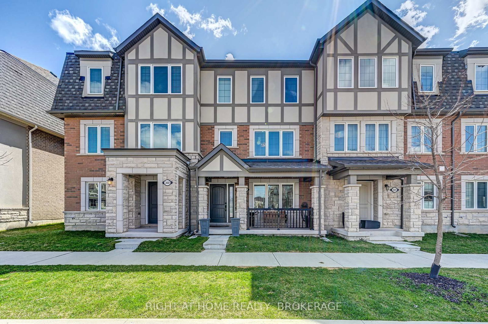 Townhouse for lease at 362 Timberland Gate, Oakville, GO Glenorchy, L6M 0Y9 - MLS: W12019705