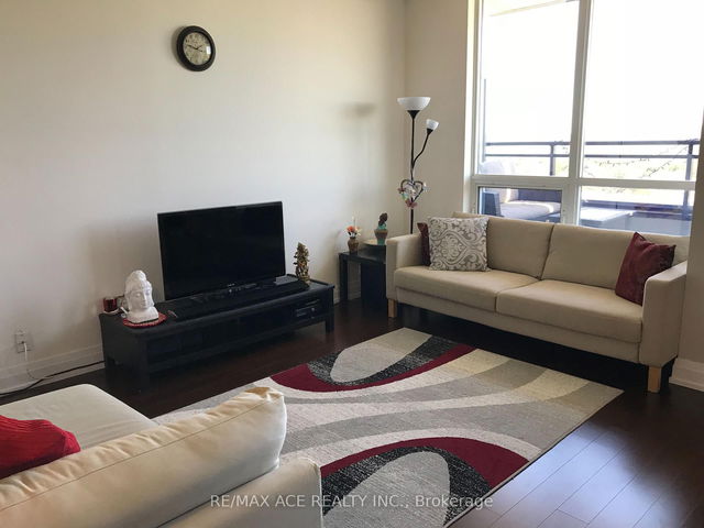 PH05 - 1060 Sheppard Avenue