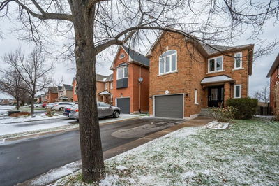 2077 Frontier Dr, Oakville - West Oak Trails image-0-3