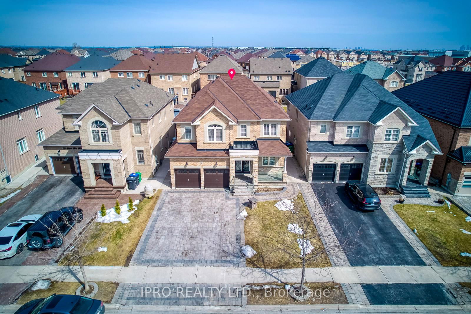 Detached House for sale at 31 Birch Tree Trail, Brampton, Bram East, L6P 3W1 - MLS: W12019936