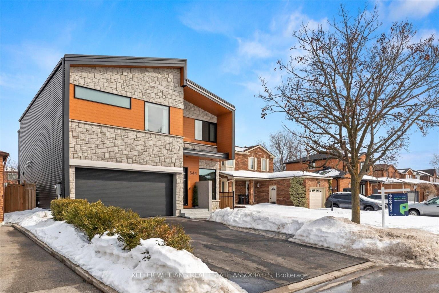 Detached House for sale at 644 Roselaire Trail, Mississauga, Hurontario, L5R 3C5 - MLS: W12019983