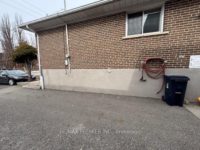 Main Floor - 199 Gracedale Blvd, Toronto, M9L 2C3 | Image 3