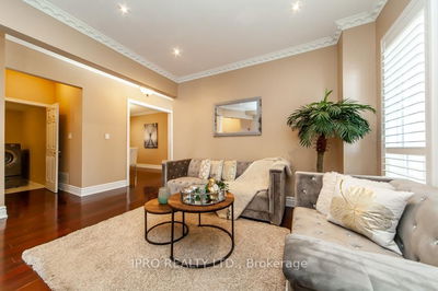 3262 Crimson King Circ, Mississauga - Lisgar image-0-4