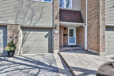 2248 MARINE Dr, Oakville - Bronte image-0-2