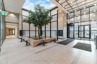 Unit 512 — 3220 William Coltson Ave, Oakville - Joshua Meadows image-0-2