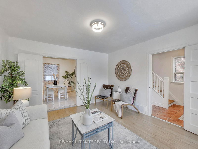 home for lease on 1st & 2nd Flr-5 Regent Street