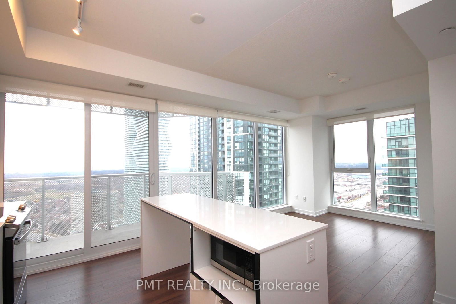 Condo for lease at 3510-4065 Confederation Pkwy, Mississauga, City Centre, L5B 0L4 - MLS: W12020560