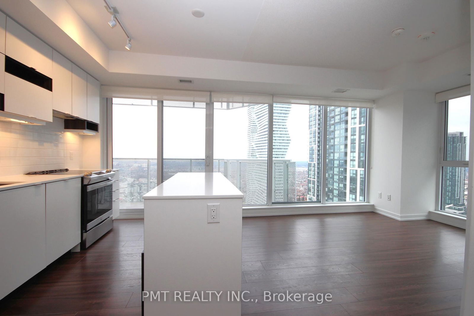 Condo for lease at 3510-4065 Confederation Pkwy, Mississauga, City Centre, L5B 0L4 - MLS: W12020560