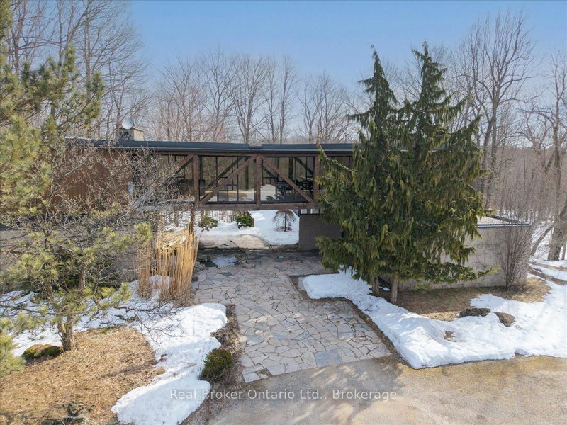 15139 Rockside Rd, Caledon, L7C 1V4 | Image 3