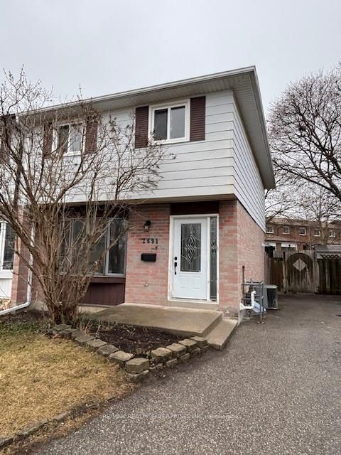 Semi-Detached House leased at 2691 Widemarr Road, Mississauga, Clarkson, L5J 1M5 - MLS: W12020728