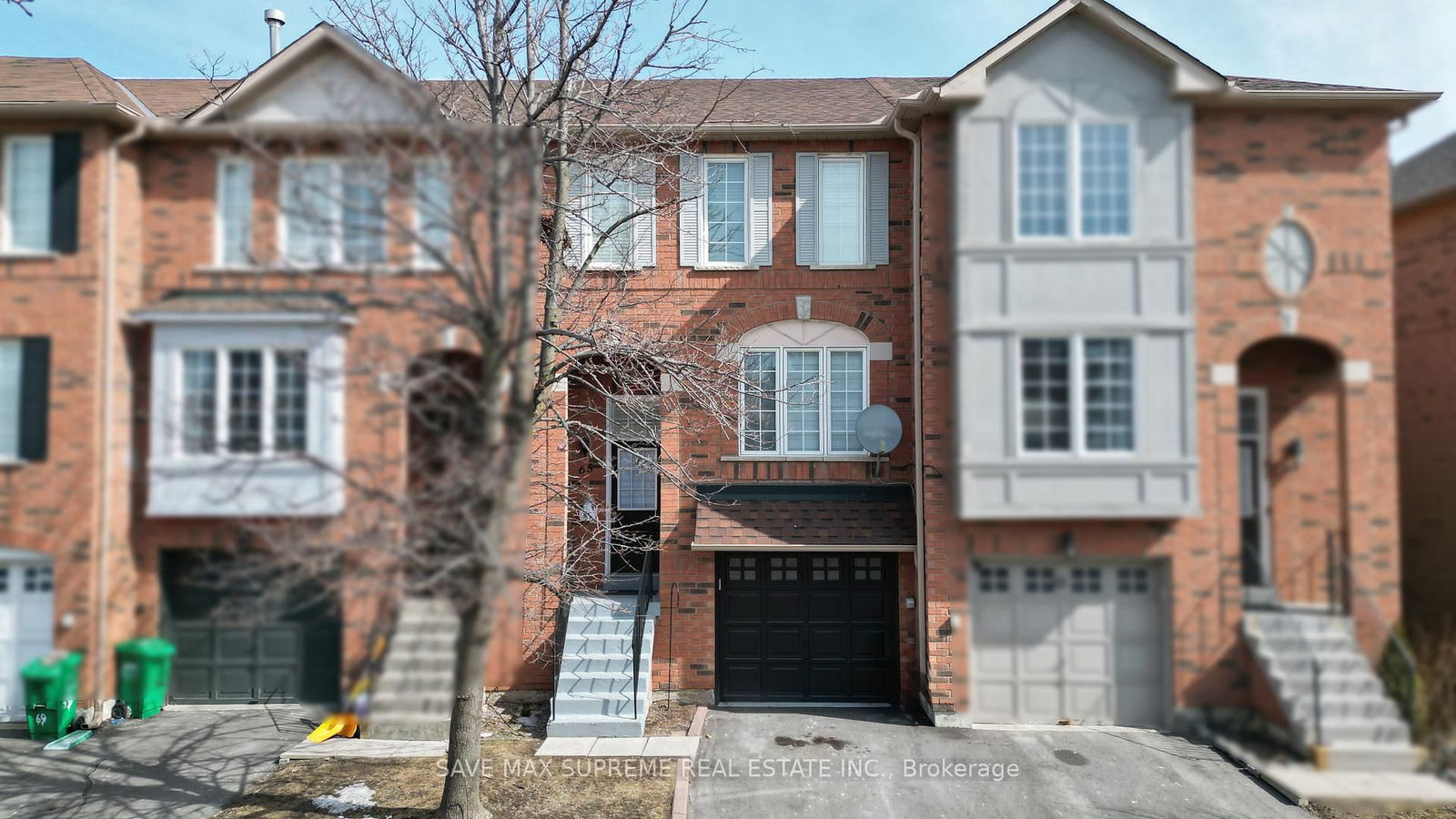 Townhouse sold at 65-2 Clay Brick Court, Brampton, Brampton North, L6V 4M7 - MLS: W12021039