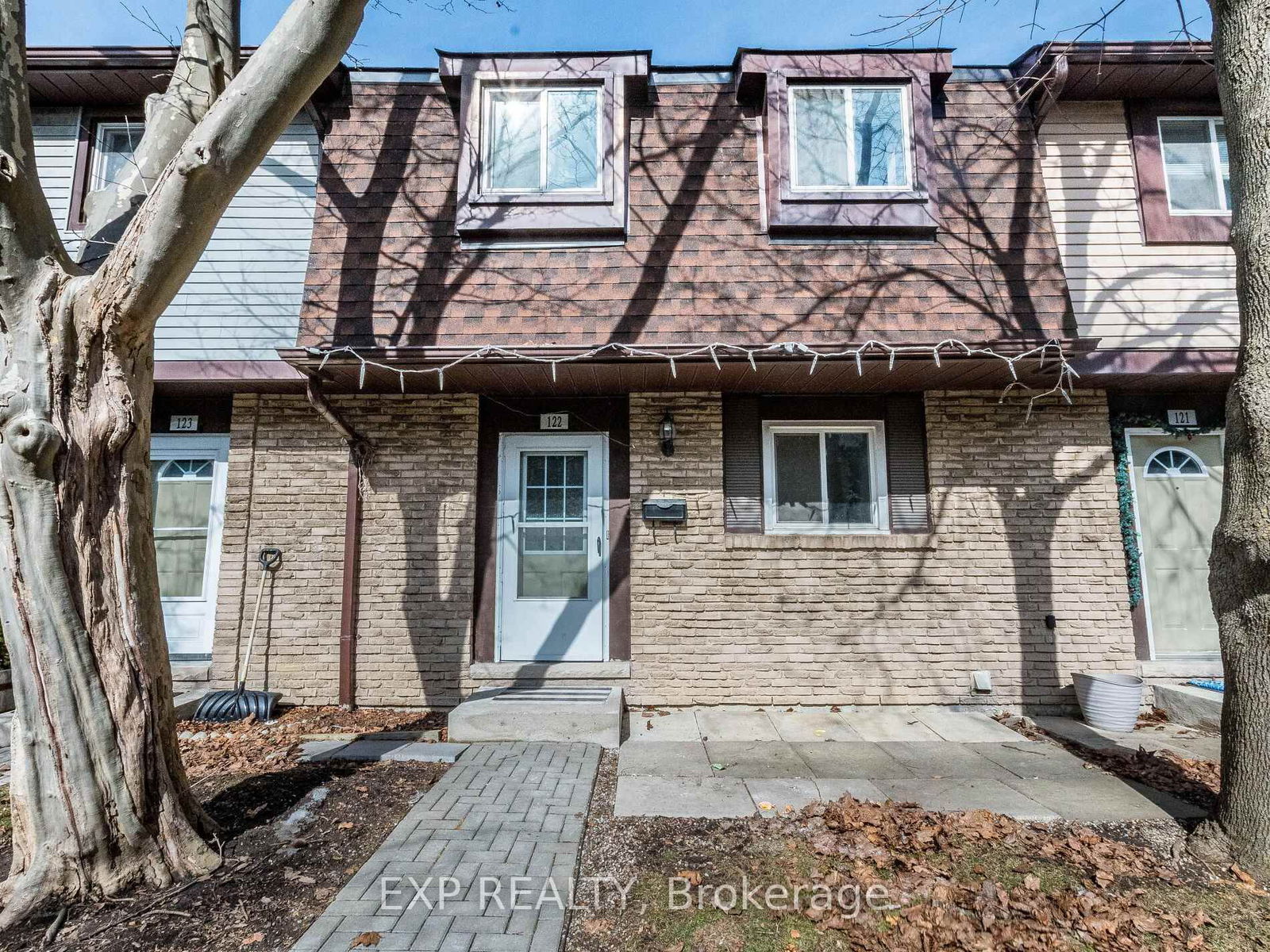 Townhouse for sale at 122-45 Hansen Road, Brampton, Madoc, L6V 3C5 - MLS: W12021110