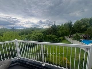 2518 Hemmford Dr, Oakville - Westmount image-0-3
