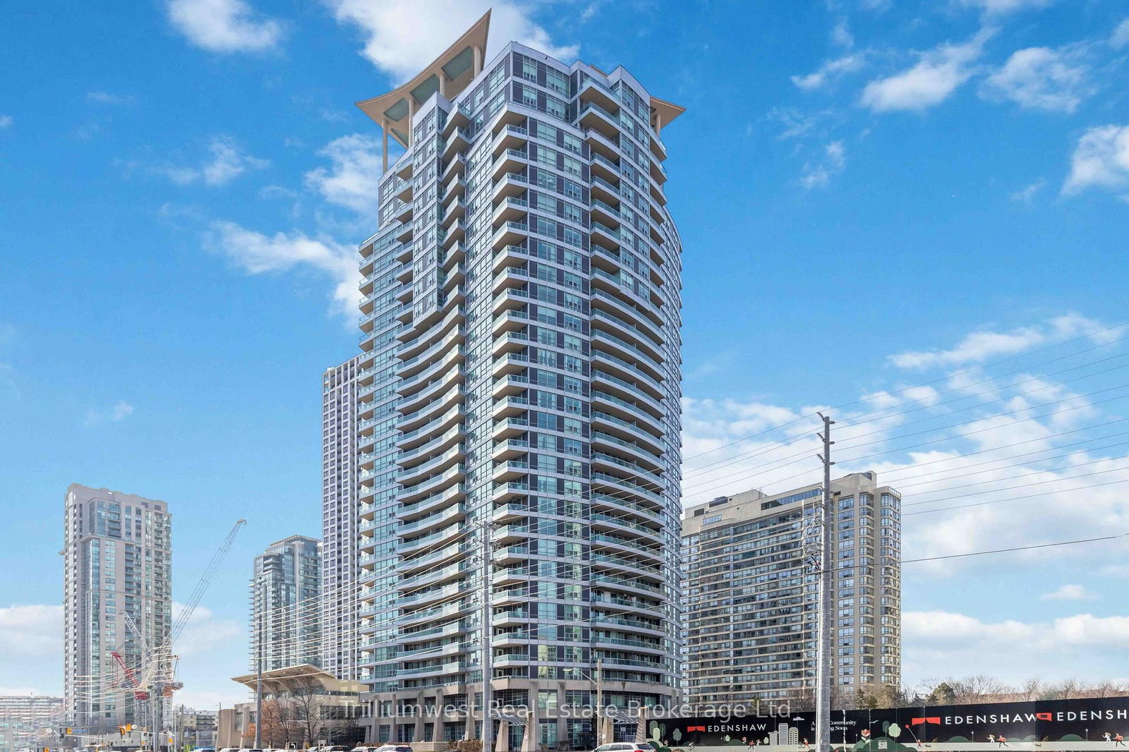 Condo sold at 2306-1 Elm Drive, Mississauga, City Centre, L5B 4M1 - MLS: W12021351