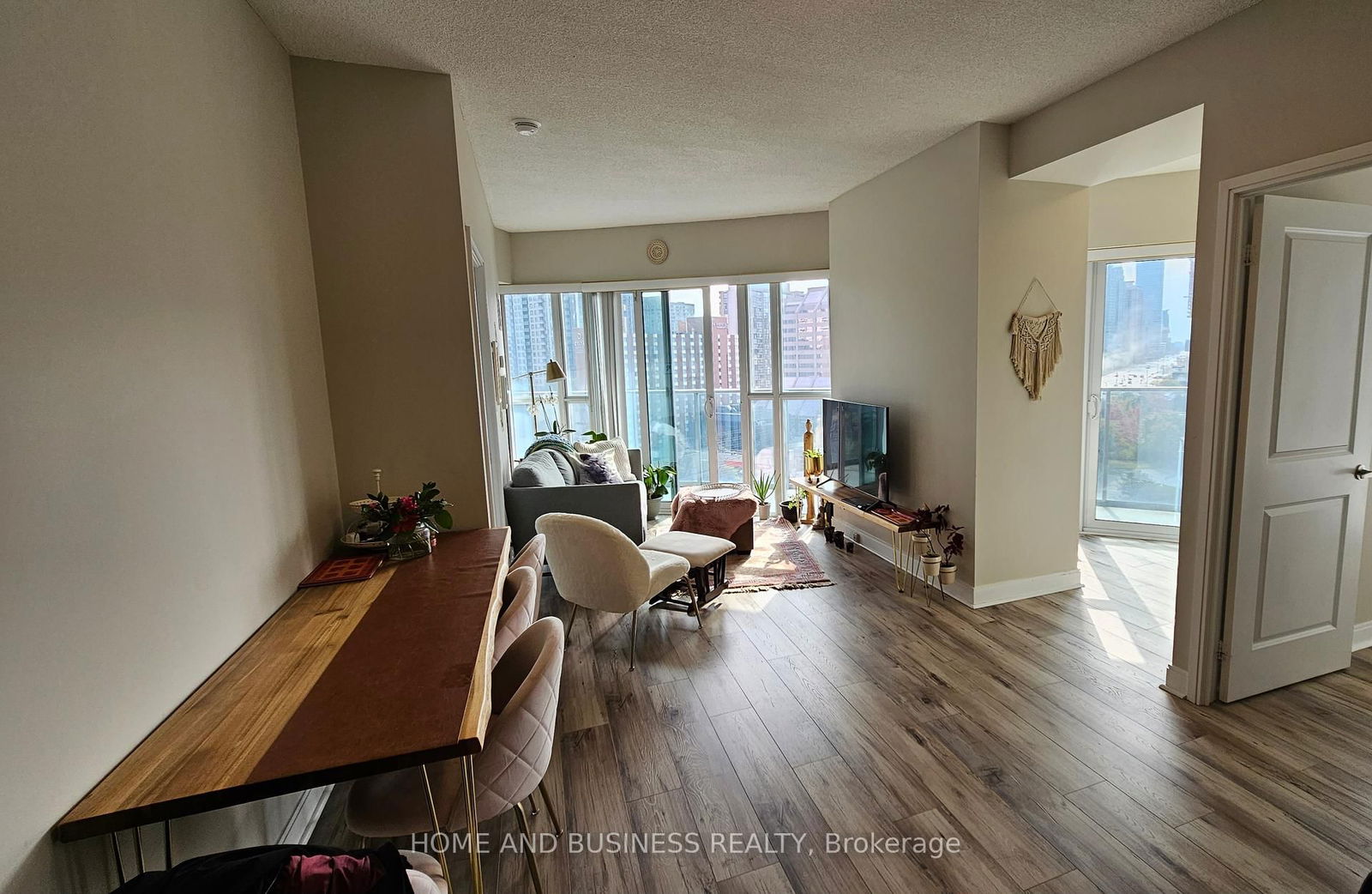 Condo for lease at 903-60 Absolute Avenue, Mississauga, City Centre, L4Z 0A9 - MLS: W12021480