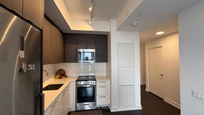 Unit 1110 — 215 Veterans Drive — photo 6