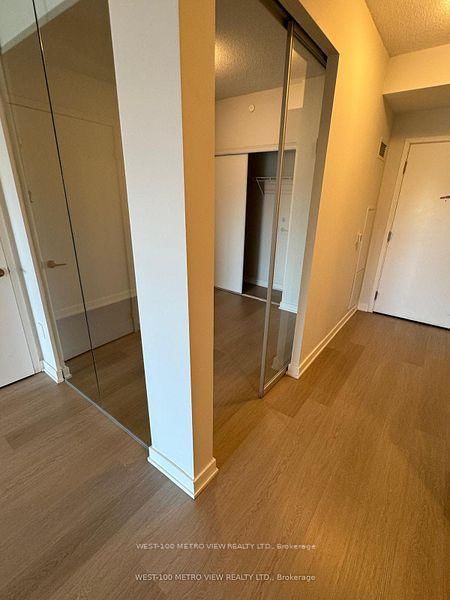 Room2