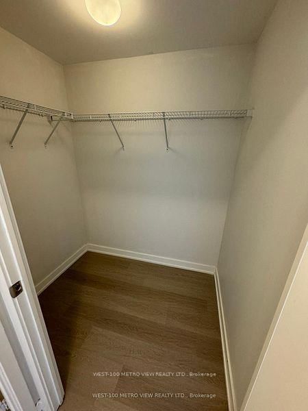 Room2