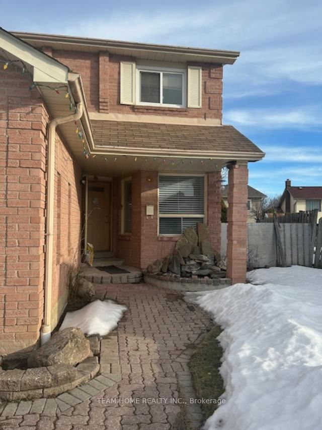 Detached House for sale at 72 SWENNEN Drive, Brampton, Brampton North, L6V 4E1 - MLS: W12021722