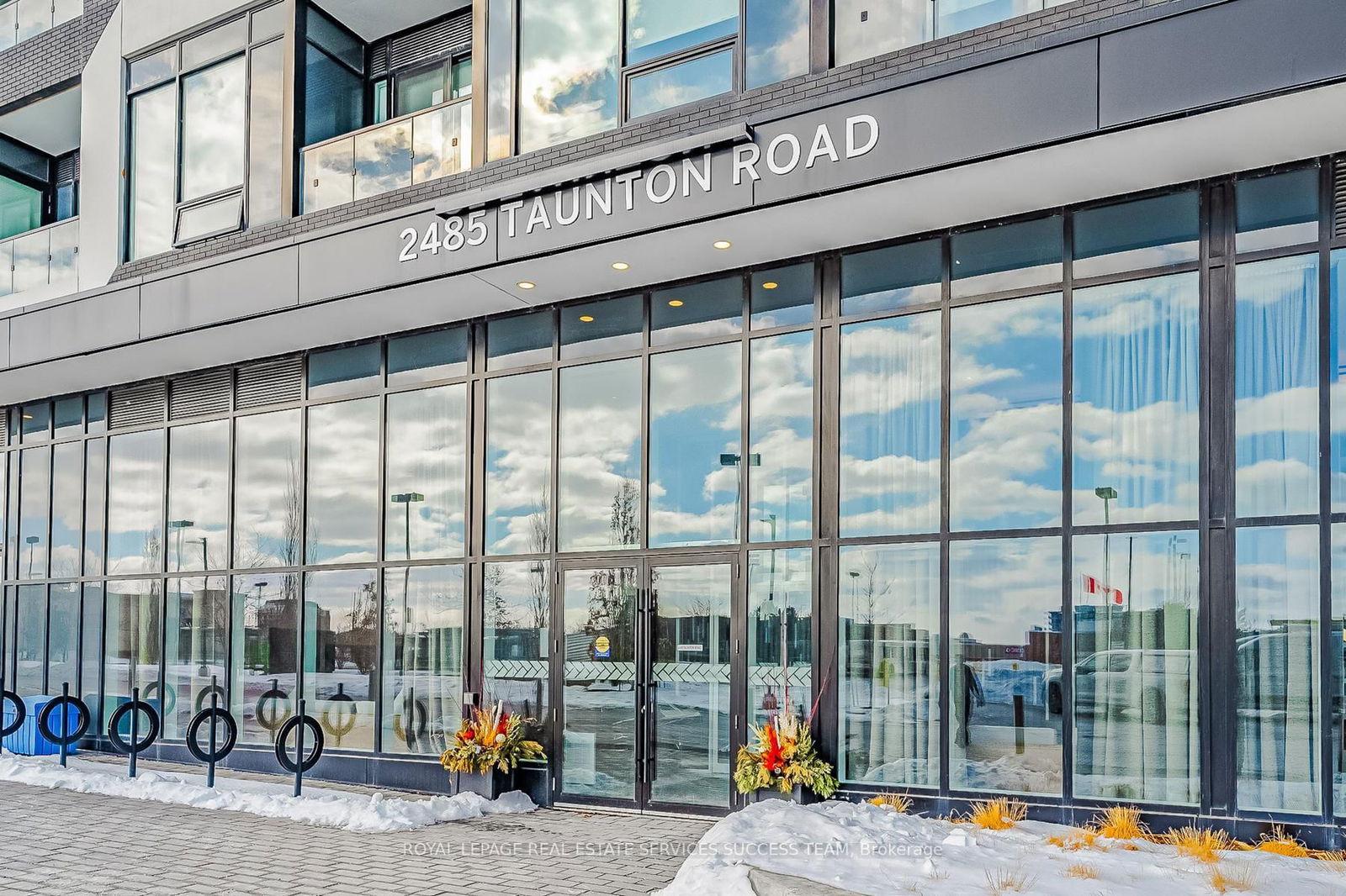 Condo for lease at 447-2485 Taunton Road, Oakville, RO River Oaks, L6H 3R8 - MLS: W12021800