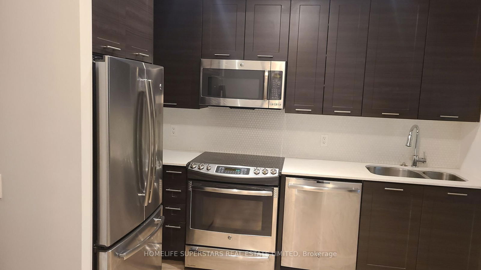 Condo for lease at 2907-2212 Lake Shore Boulevard, Toronto, Mimico, M8V 0C2 - MLS: W12021941
