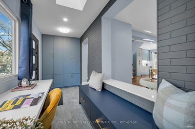 16 Runnymede Rd, Toronto - High Park-Swansea image-0-1