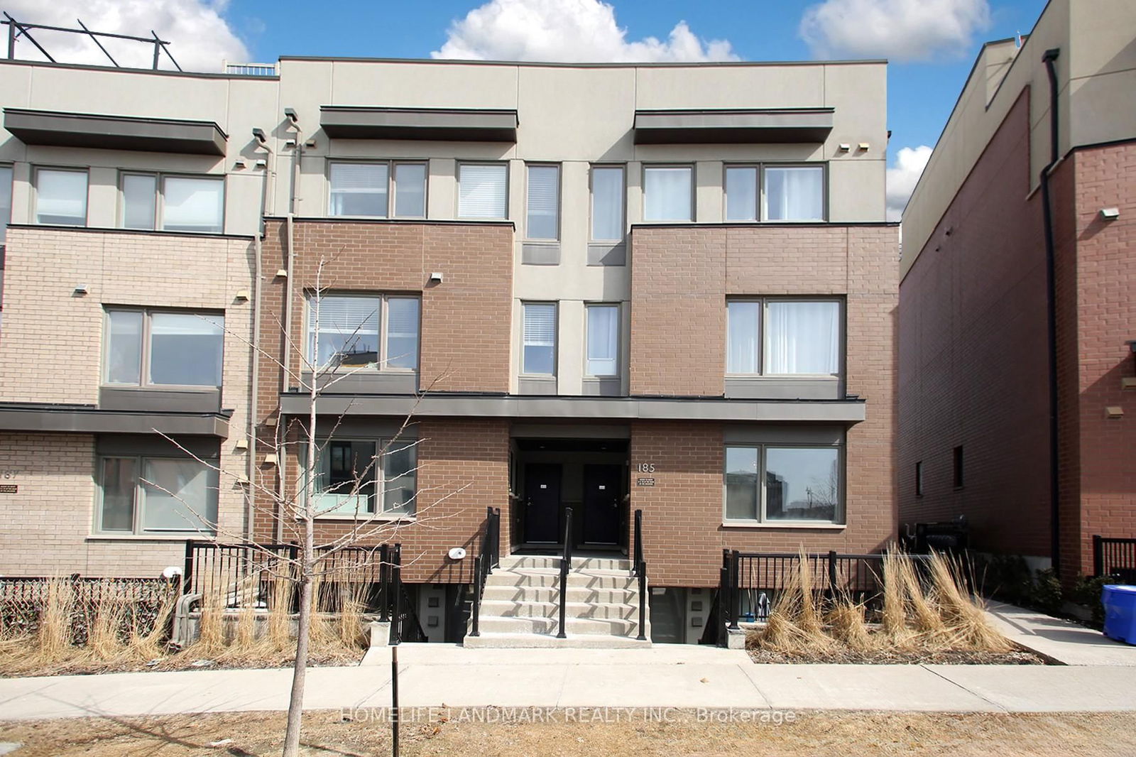 Townhouse for sale at 7-185 William Duncan Road, Toronto, Downsview-Roding-CFB, M3K 0B7 - MLS: W12022259