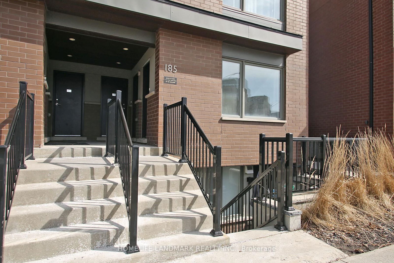 Townhouse for sale at 7-185 William Duncan Road, Toronto, Downsview-Roding-CFB, M3K 0B7 - MLS: W12022259