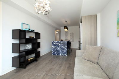 Unit 7 — 185 William Duncan Rd, Toronto - Downsview-Roding-CFB image-0-3