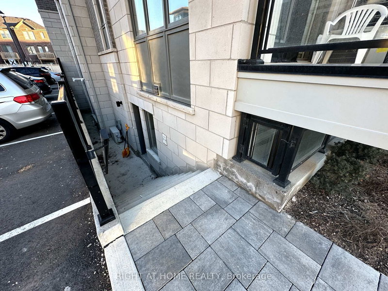 602 - 50 Halliford Pl, Brampton, L6P 4R1 | Image 3