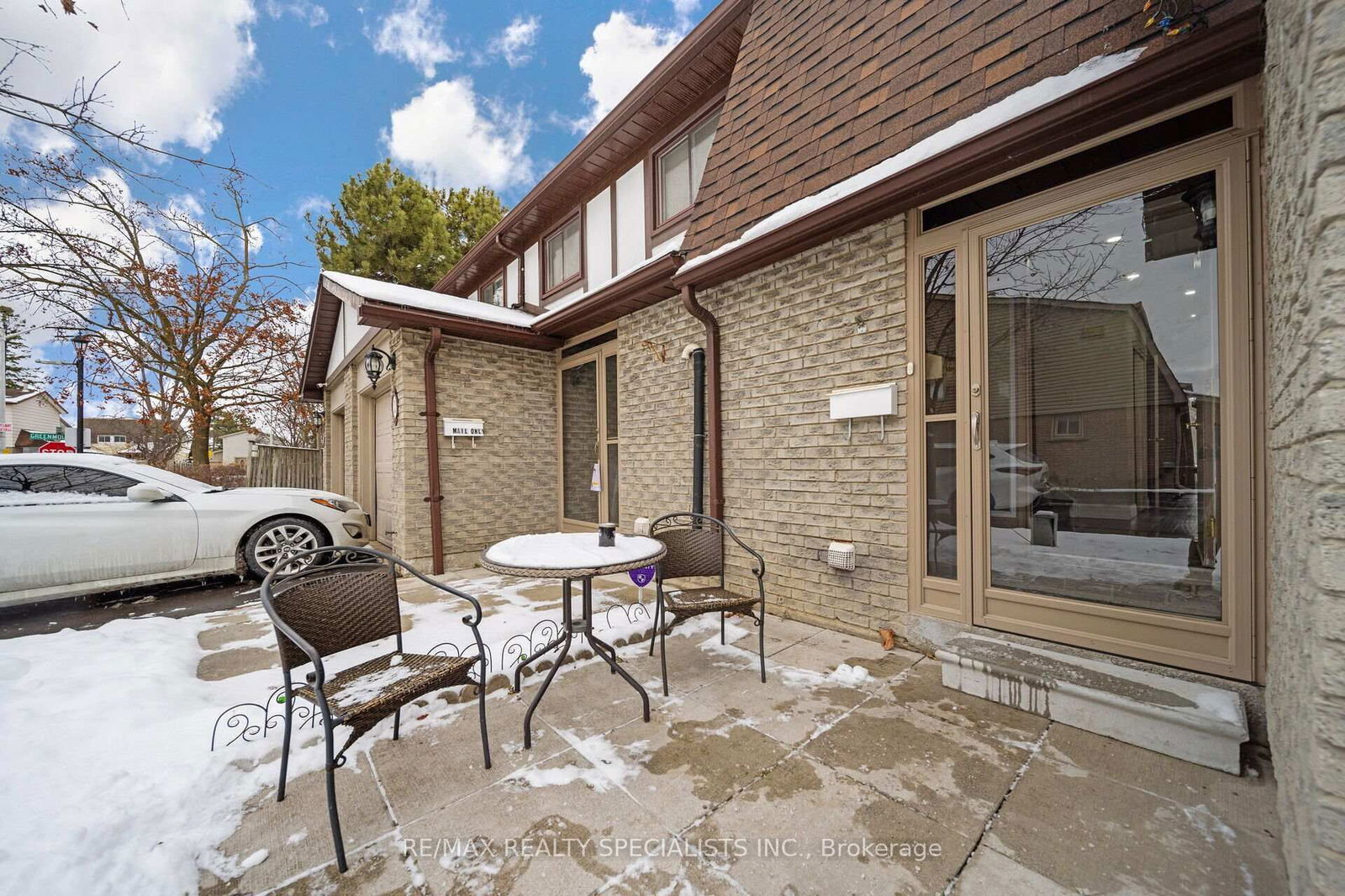 Townhouse for sale at 3 Greenwich Circle, Brampton, Northgate, L6S 2E6 - MLS: W12022694