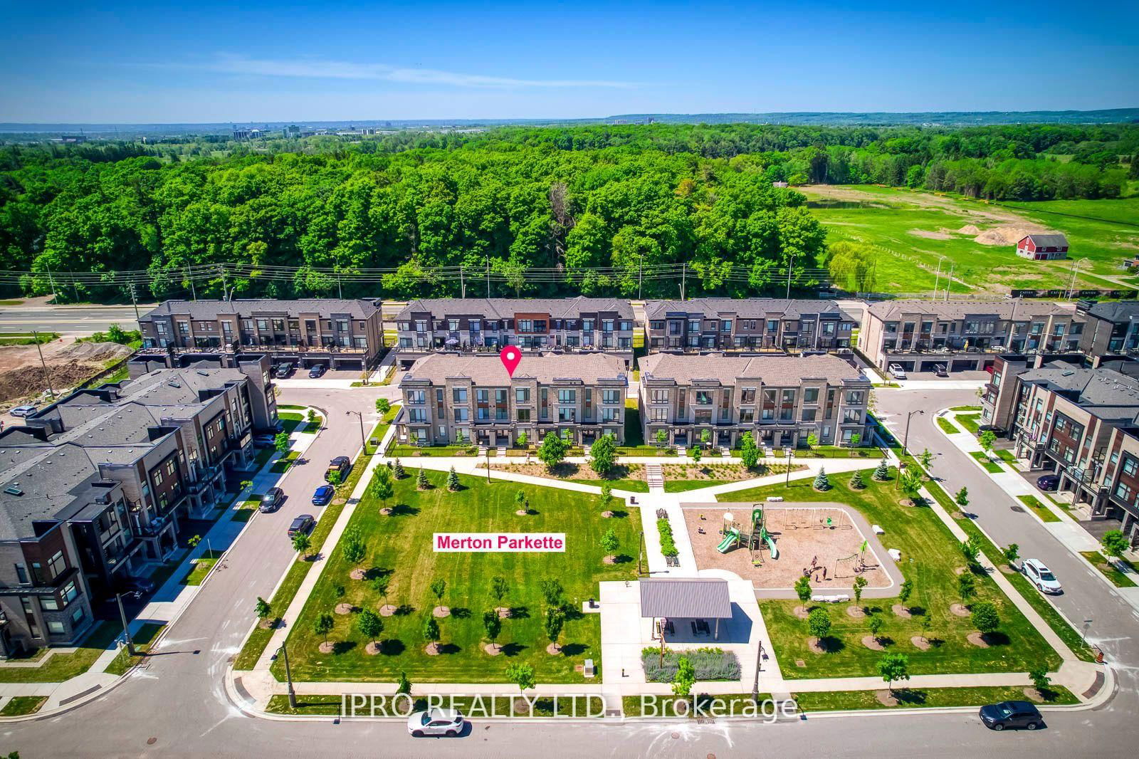 Building at 2481 Badger Crescent, Oakville, GA Glen Abbey