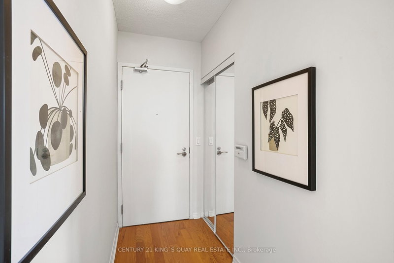 2904 - 2240 Lake Shore Blvd W, Toronto, M8V 0A9 | Image 3