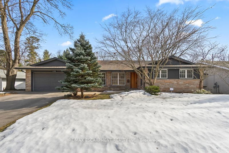 1332 GATEHOUSE Dr, Mississauga - Clarkson image-0-0