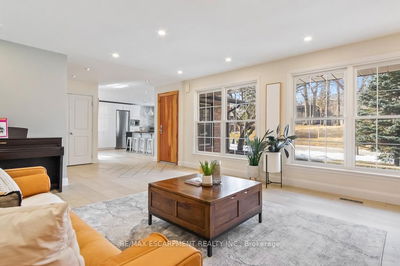 1332 GATEHOUSE Dr, Mississauga - Clarkson image-0-4