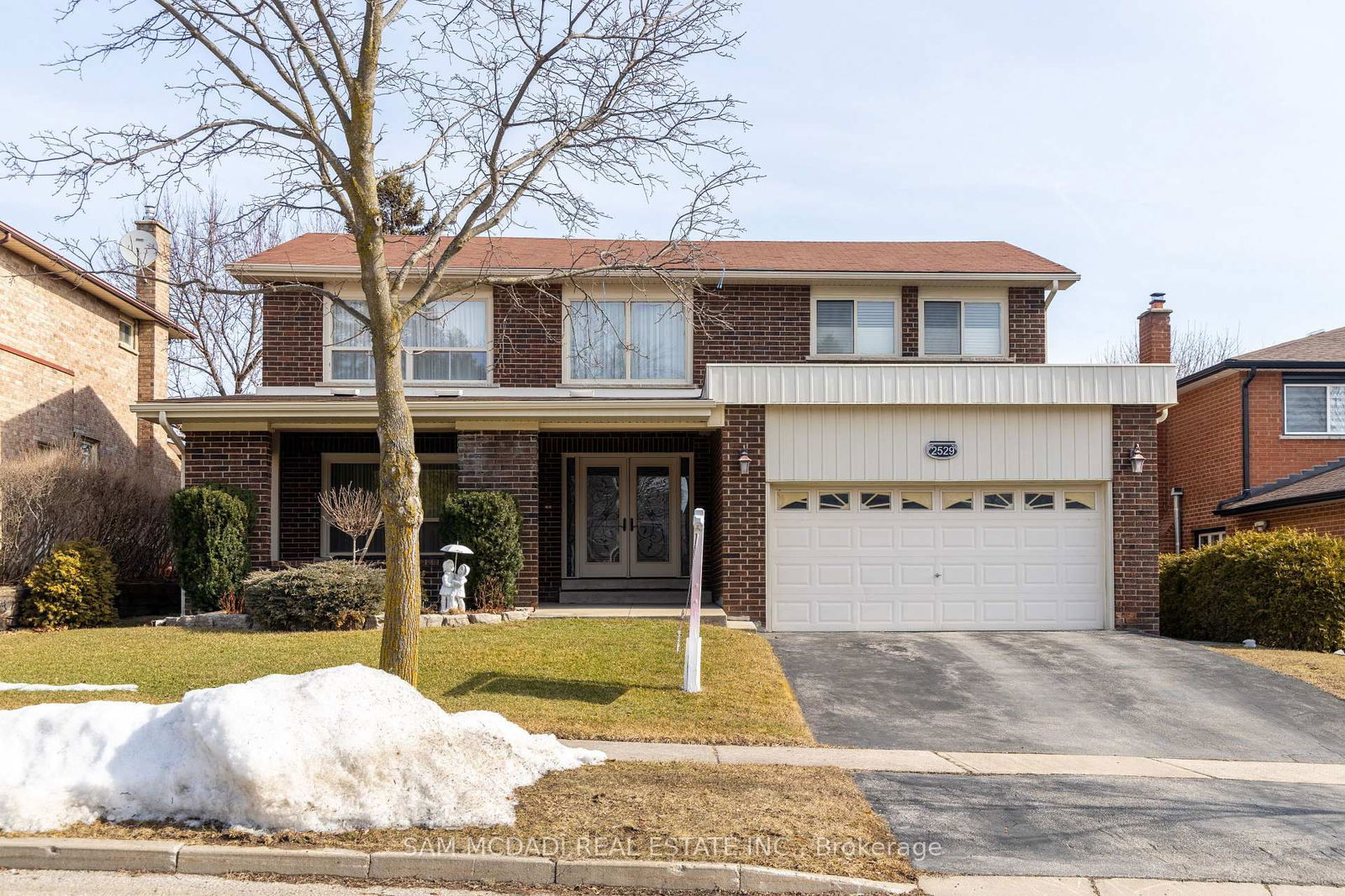 Detached House for sale at 2529 Claymore Crescent, Mississauga, Erindale, L5C 3A2 - MLS: W12023410